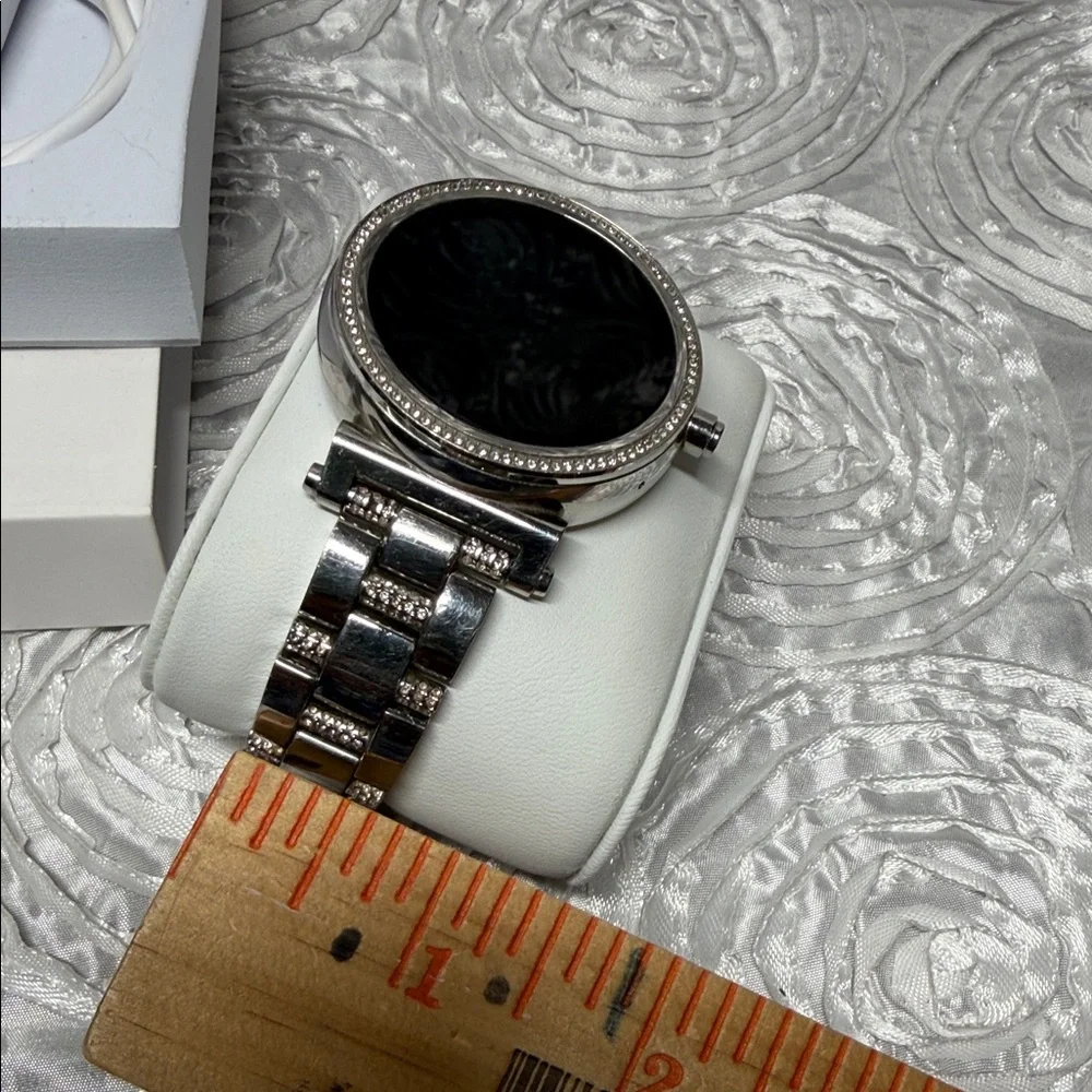 Michael Kors stylish michael
